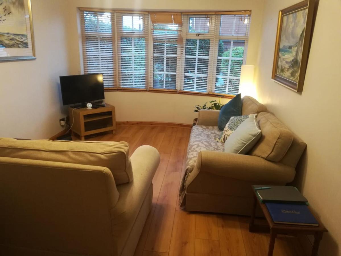 Cosy Apartment Холівуд Екстер'єр фото